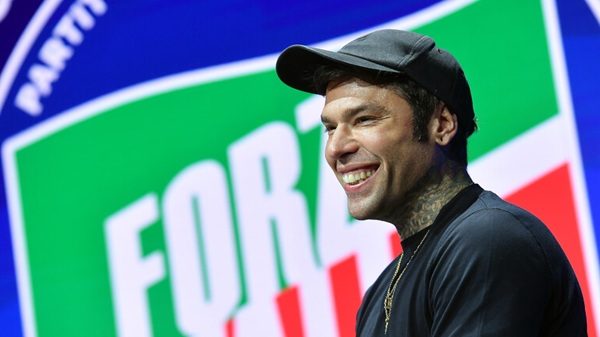 bottini fedez forzaitalia