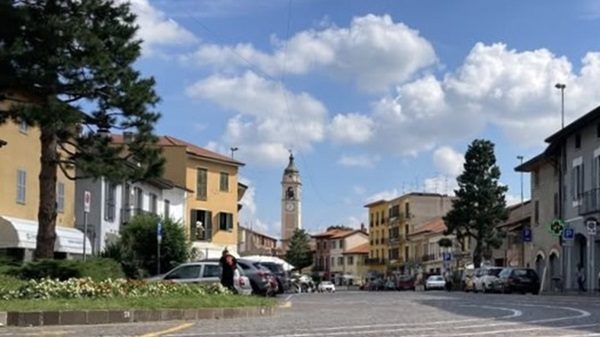 castanoprimo piazza Mazzini