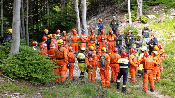 valli verbano volontari antincendio boschivo