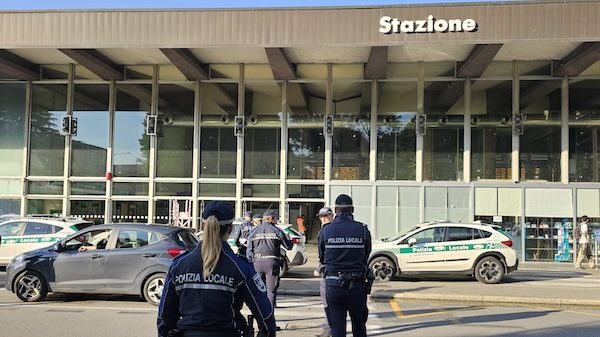Gallarate stazione sicurezza polizia