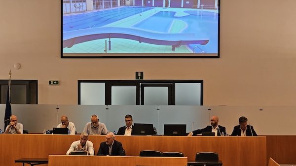 gallarate piscina moriggia commissione