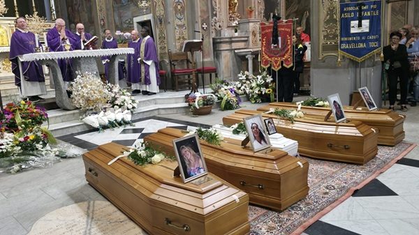 gravellona funerali bare