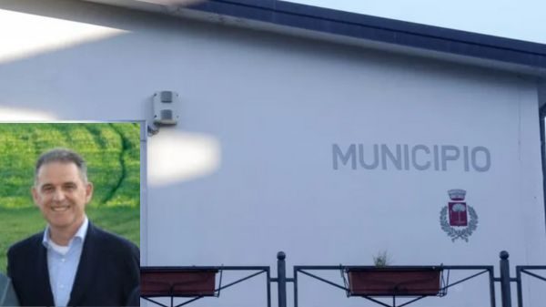 Guanzate sindaco dimissioni