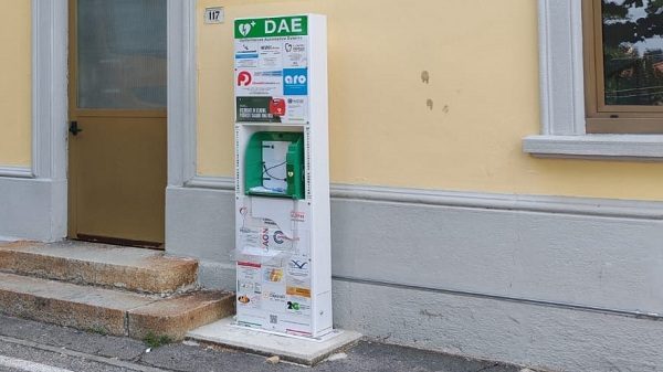 cavaria furto defibrillatore stazione