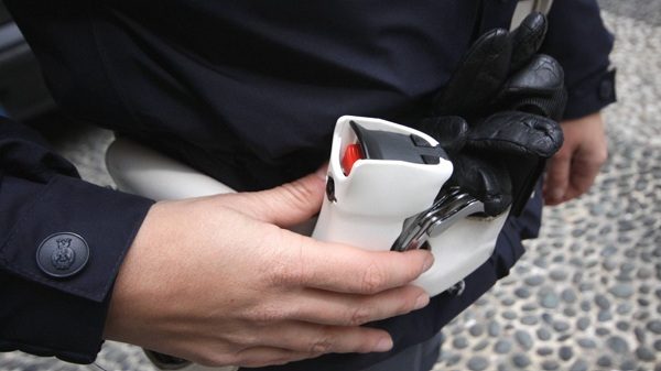 cassano polizia locale spray bastone