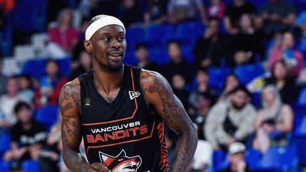 Openjobmetis Varese Tazè Moore