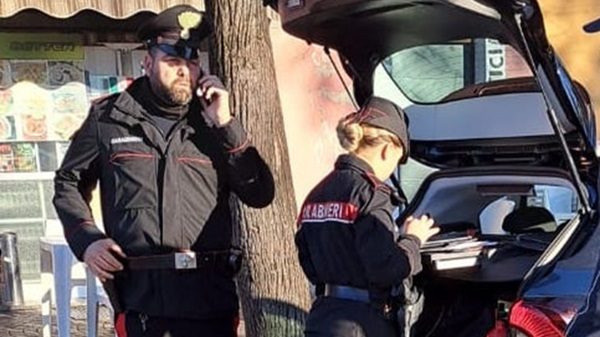 carabinieri controlli telefono