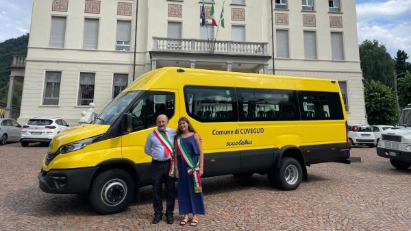 cuveglio scuolabus illuminazione