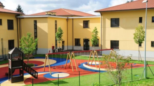maltrattamenti minori como