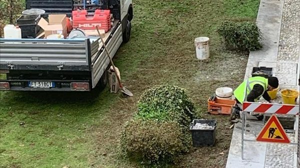 operai cantiere lavori