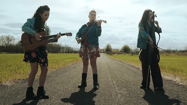 Ladyland Acoustic Trio 