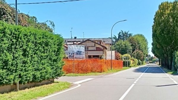 magnago lavori strade marciapiedi via trieste vespucci