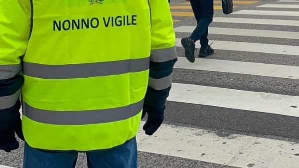 Gallarate nonno vigile bando