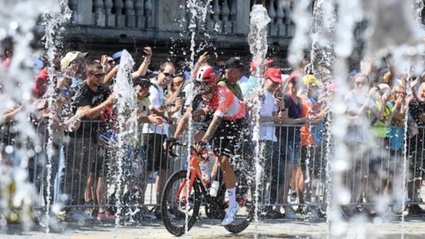 vuelta filippo ganna