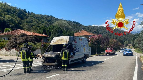 brissago valtravaglia furgone fuoco