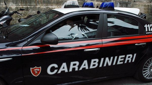cannero accoltellato carabinieri