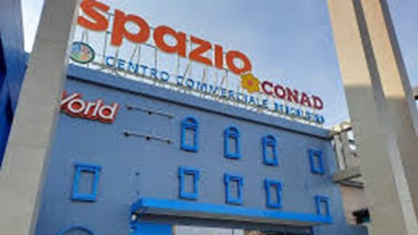 Rescaldina centrocommerciale Conad