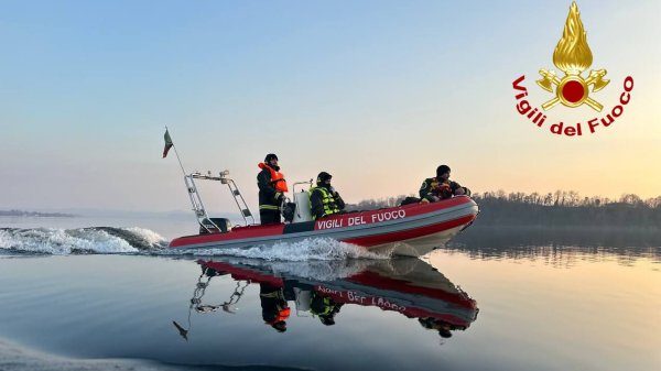 lago maggiore vigili fuoco