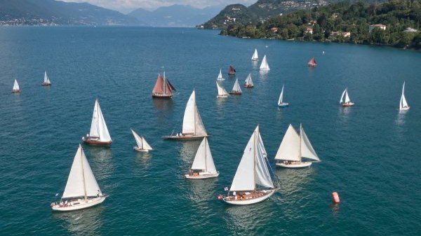 laveno regate barche epoca