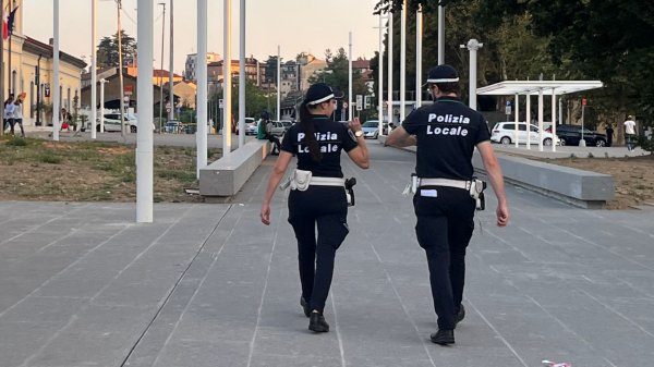polizia locale regione varese