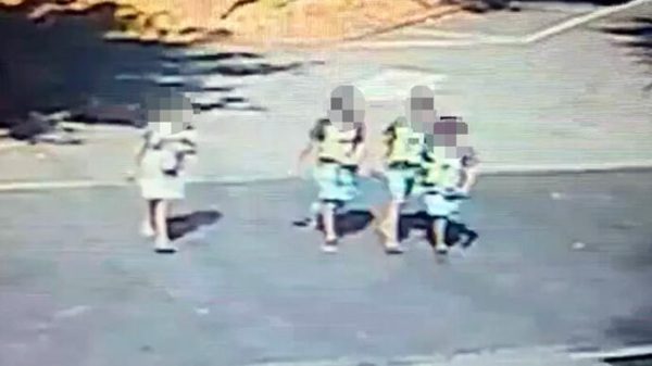 milano ragazzini espatrio