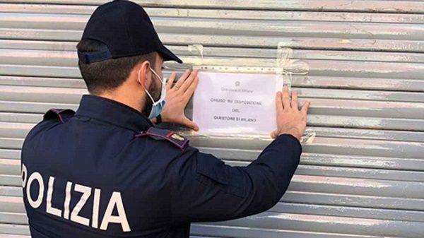 bar chiusura questura polizia sigilli