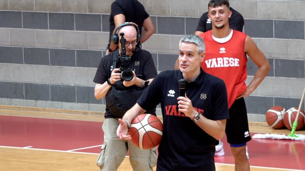 tutto tifo varese pallacanestro