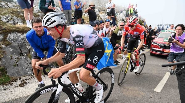 Vuelta Angliru Almeida Vingegaard