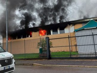 villacortese incendio palavilla vigilidelfuoco