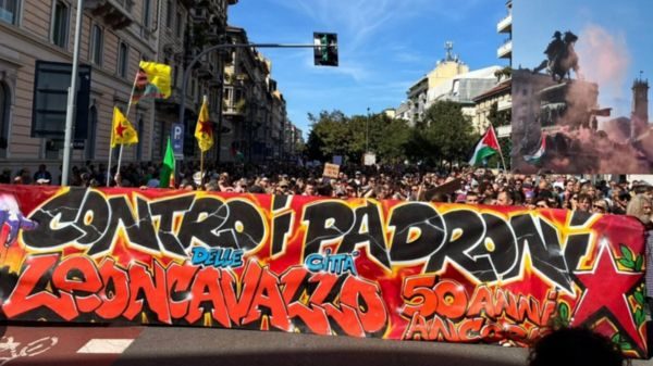 Corteo leoncavallo milano