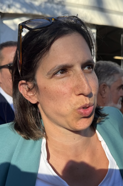 Elly Schlein Varese