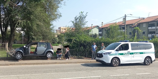 Gallarate incidente via aleardi
