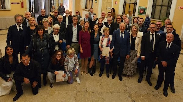  gallarate negozi storici premiazioni