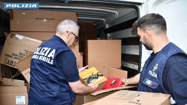 novare versace polizia