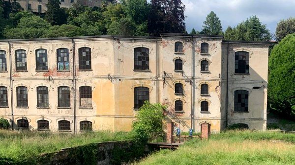 besozzo commercio fabbrica ex sonnino