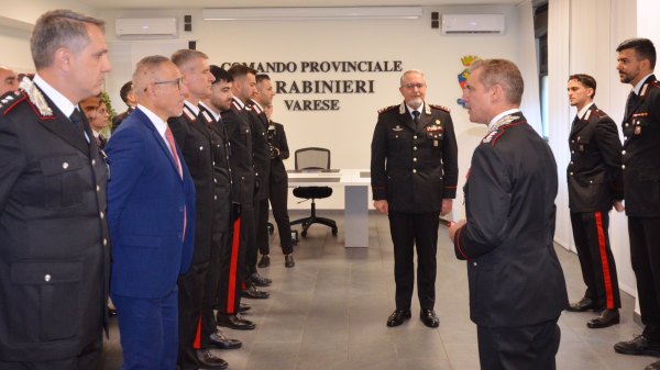 carabinieri comandante visita varese