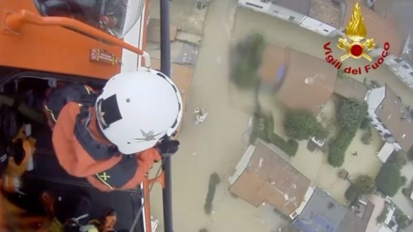 maltempo meda bambina