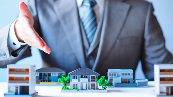agente immobiliare