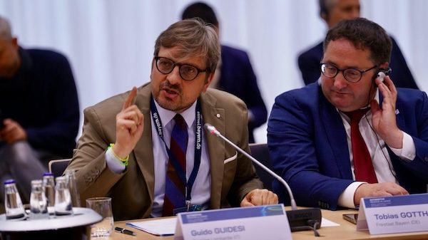 Automotive guido guidesi ara