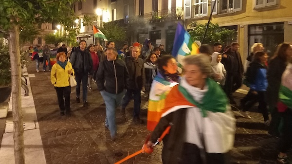 Saronno manifestazione flotilla stazione
