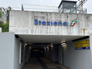 Albizzate Solbiate stazione treni