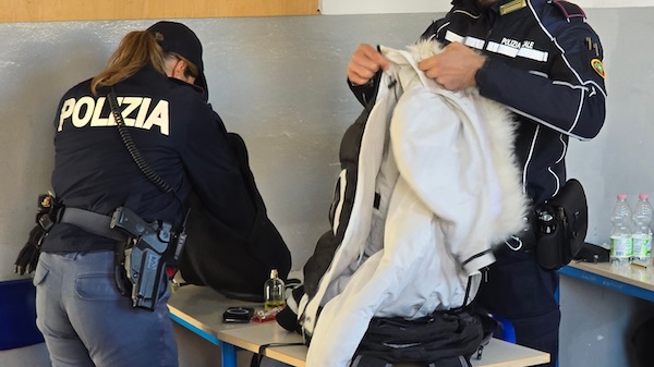 Gallarate controlli antidroga scuola