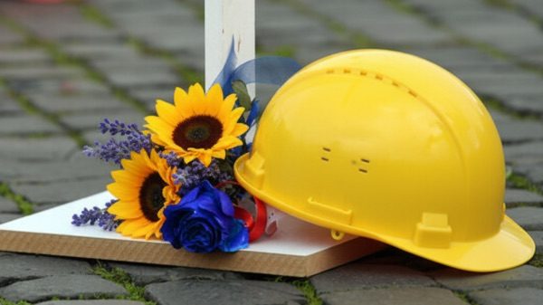 Caravate morte lavoro operaio