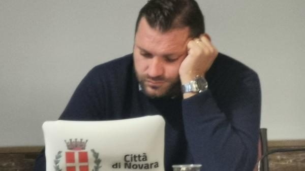Novara debito sport De Grandis