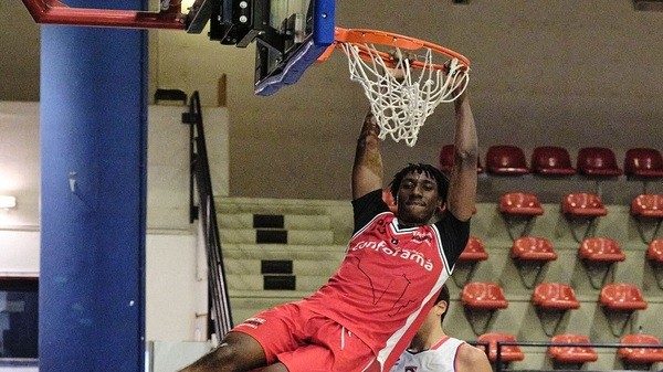 Ewanke Camerun Varese Academy