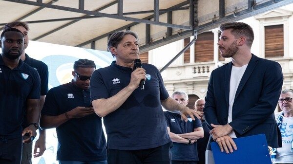 Santoro Pallacanestro Cantù campionato