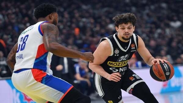 Openjobmetis Varese Uros Trifunovic