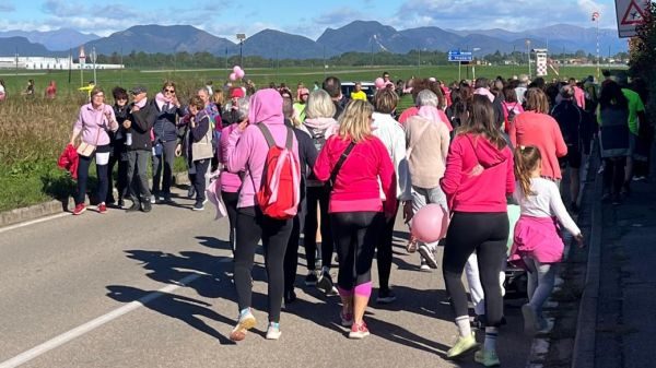 castiglione venegono camminata in rosa