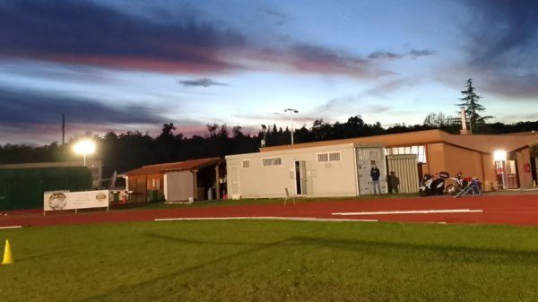 gavirate rinnovata pista atletica