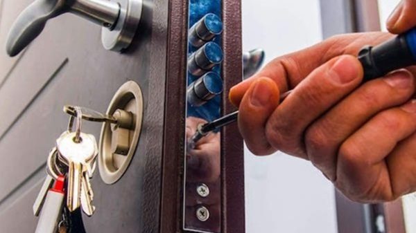 sicurezza porta blindata furti